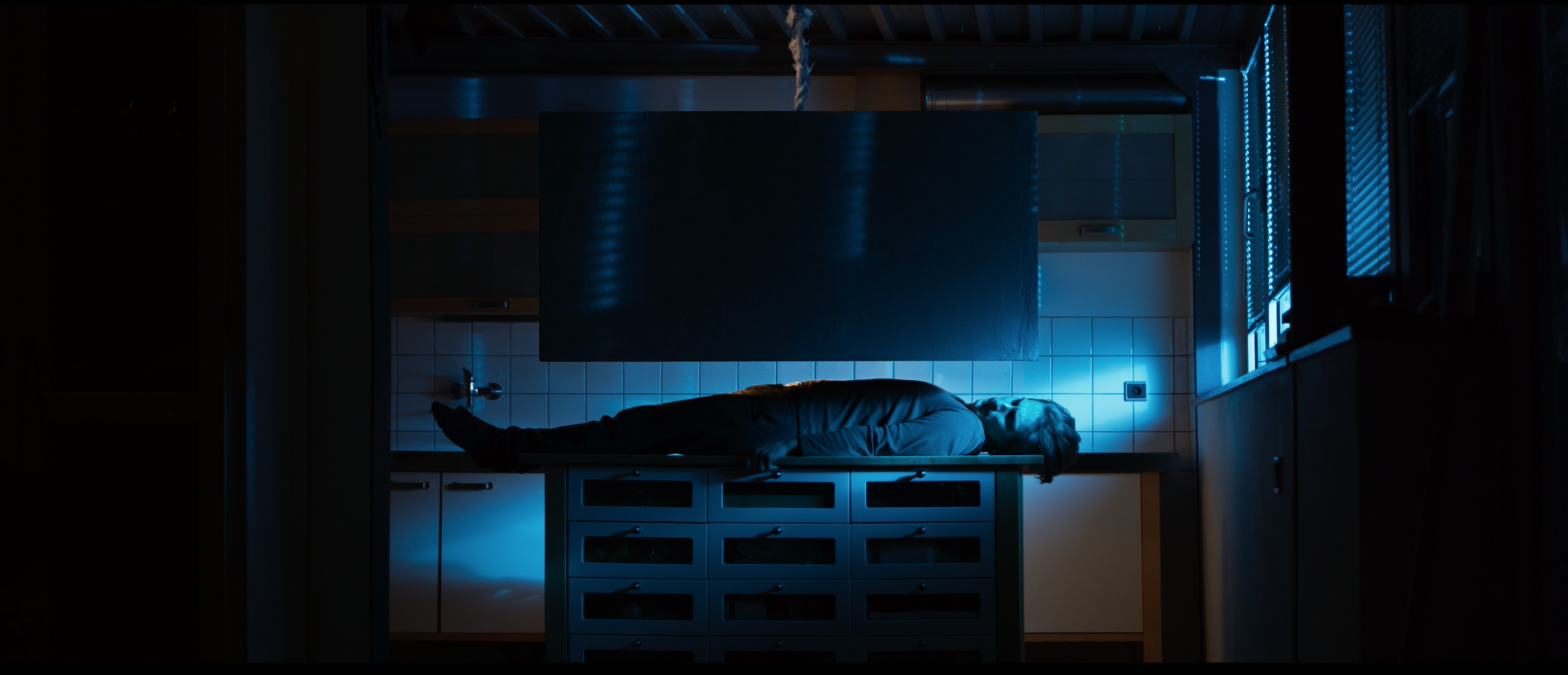 A film still of A Cloud On Fire: My fear feels like a large block of concrete hanging over my chest on a rope that is slowly disintegrating. @ Les Gastons Film, 2018